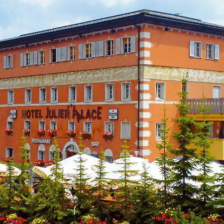 Ξενοδοχείο Julier Palace 3*
